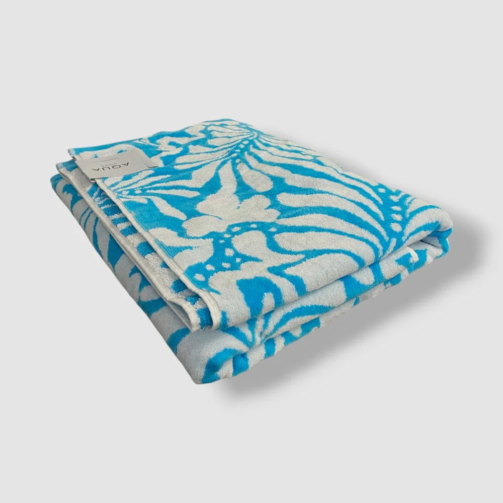 Aqua Home Blue Floral Beach Towel - 40 in x 70